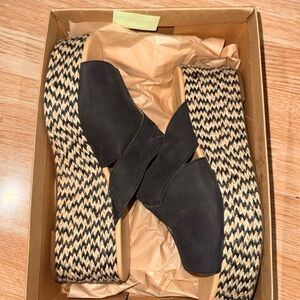 Black and Tan Wedge Sandals- Lucky Brand